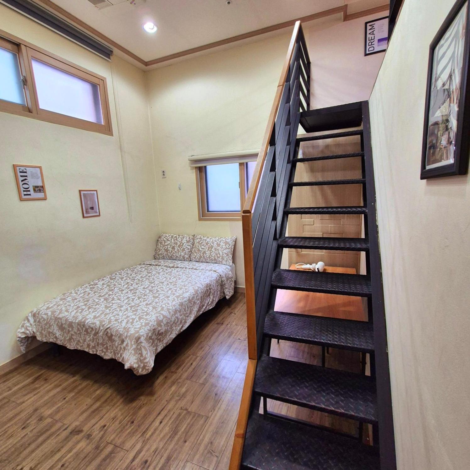 Roi Guesthouse Seoul Exterior photo